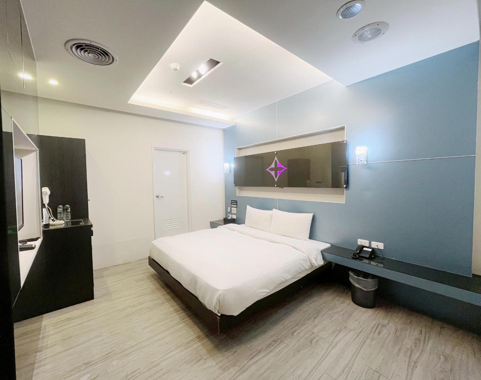 Walker Hotel - Sanchong Taipé Exterior foto